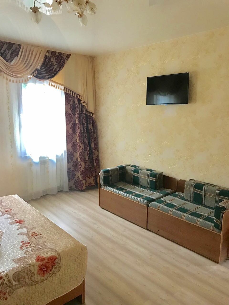 Гостиница Белая магнолия Алушта