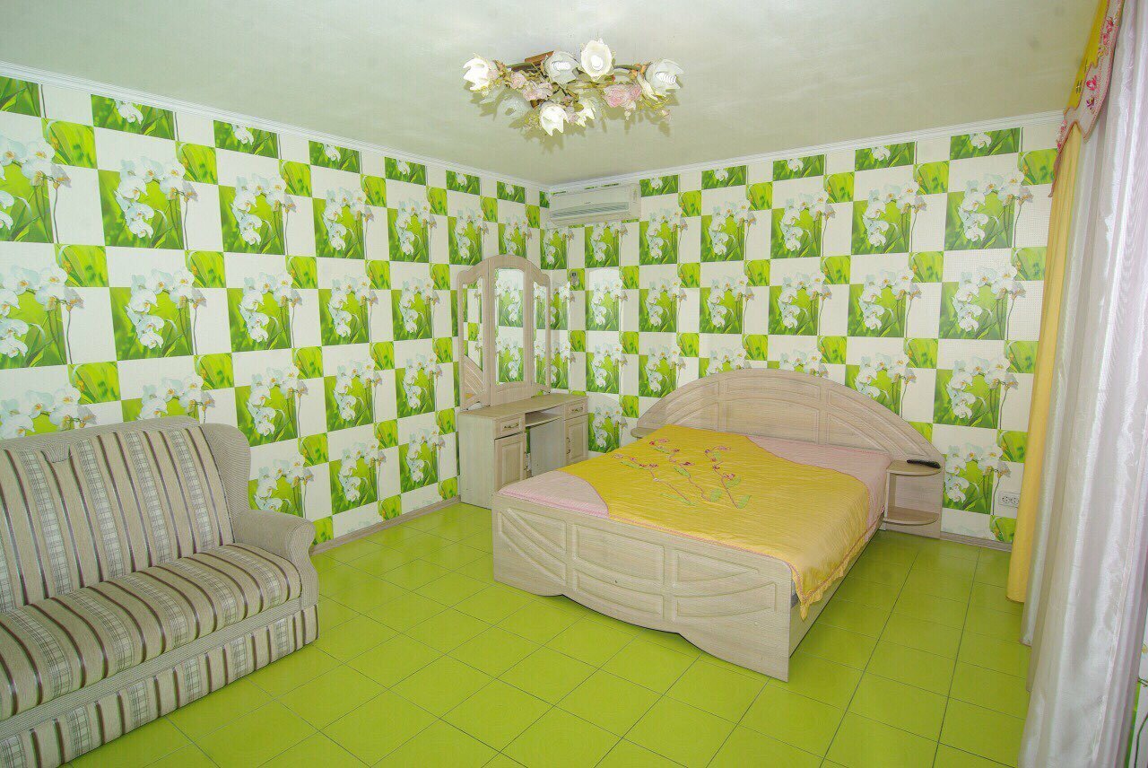 Гостиница Белая магнолия Алушта