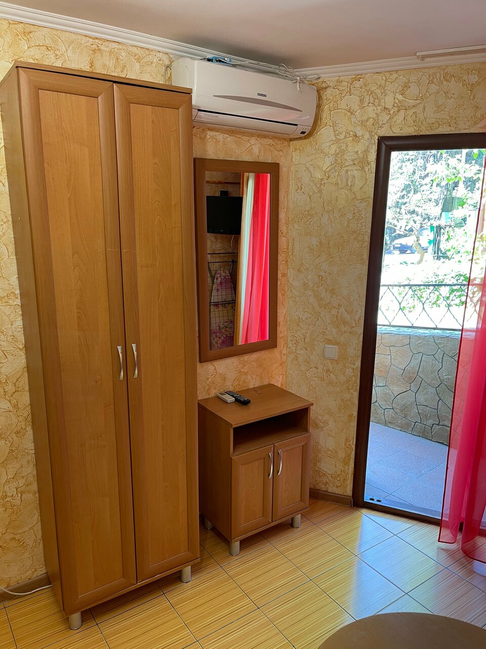 Гостиница Белая магнолия Алушта