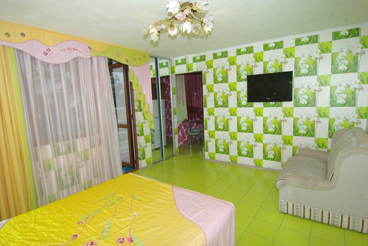 Гостиница Белая магнолия Алушта