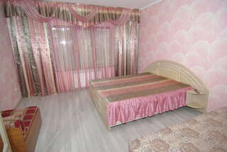 Гостиница Белая магнолия Алушта Стандартный трехместный номер-3